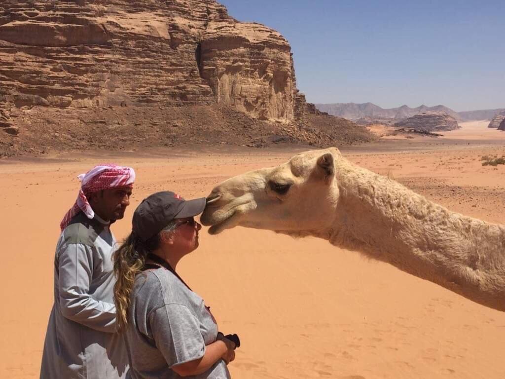 Wadi Rum-Bedouin Tents And Jeep Tours Ngoại thất bức ảnh