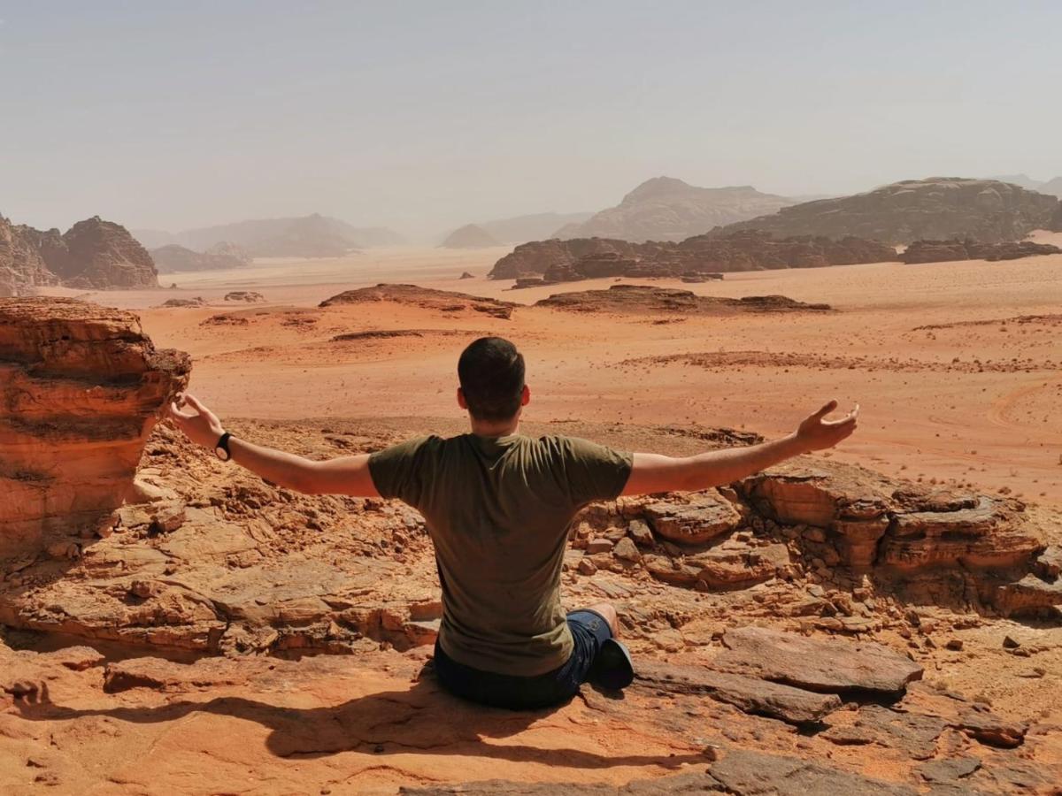 Wadi Rum-Bedouin Tents And Jeep Tours Ngoại thất bức ảnh