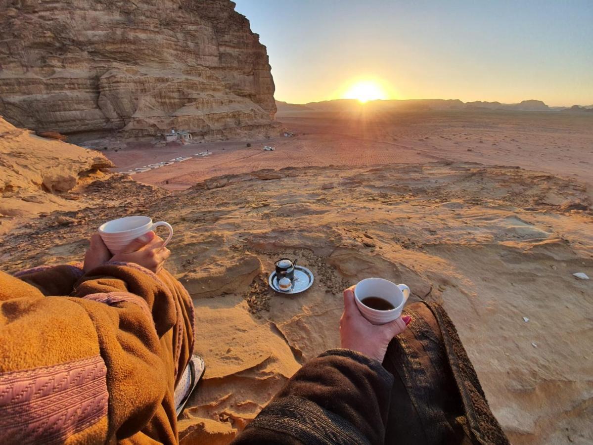 Wadi Rum-Bedouin Tents And Jeep Tours Ngoại thất bức ảnh